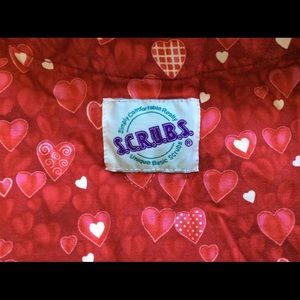 ❤️S.C.R.U.B.S. ❤️ Valentine Scrub Jacket sz M